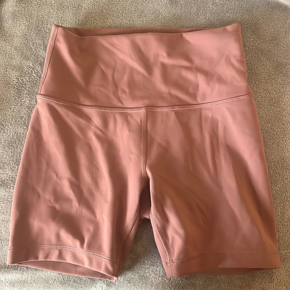 Lululemon Wunder Train 6” Short